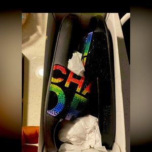 Micheal Kors slides for sale run small